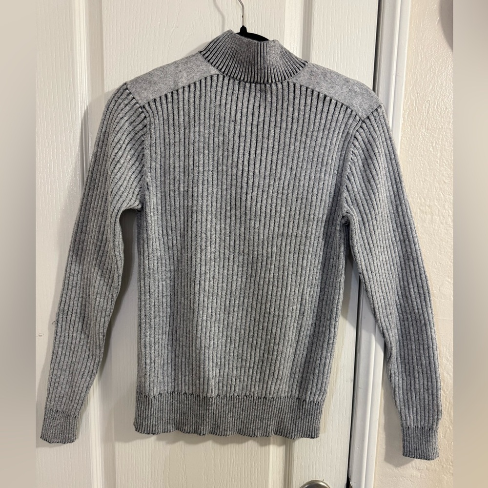 Men’s Guess Gray Zip-Up Ribbed Sweater size small - Picture 6 of 12